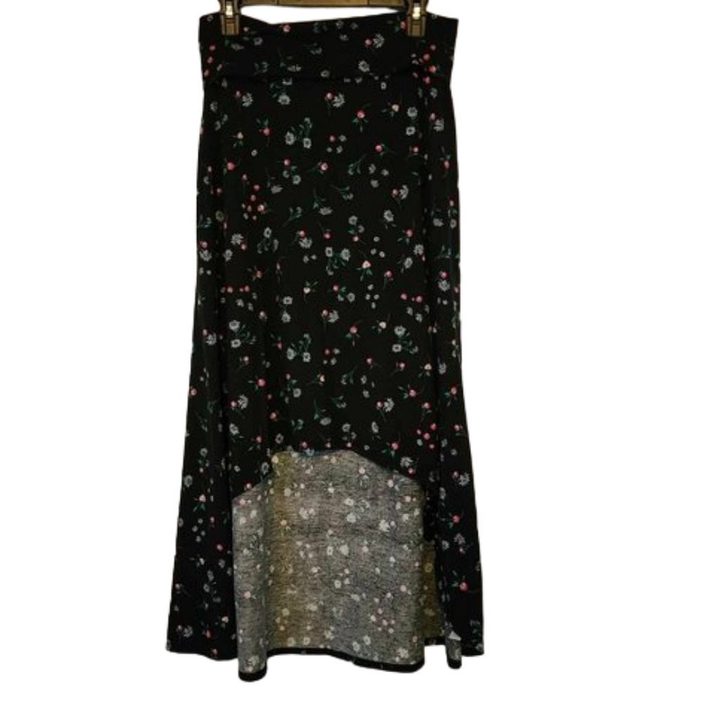 NWOT LuLaRoe Women's OLIVIA Multi-Color Black Floral Hi-Low Skirt